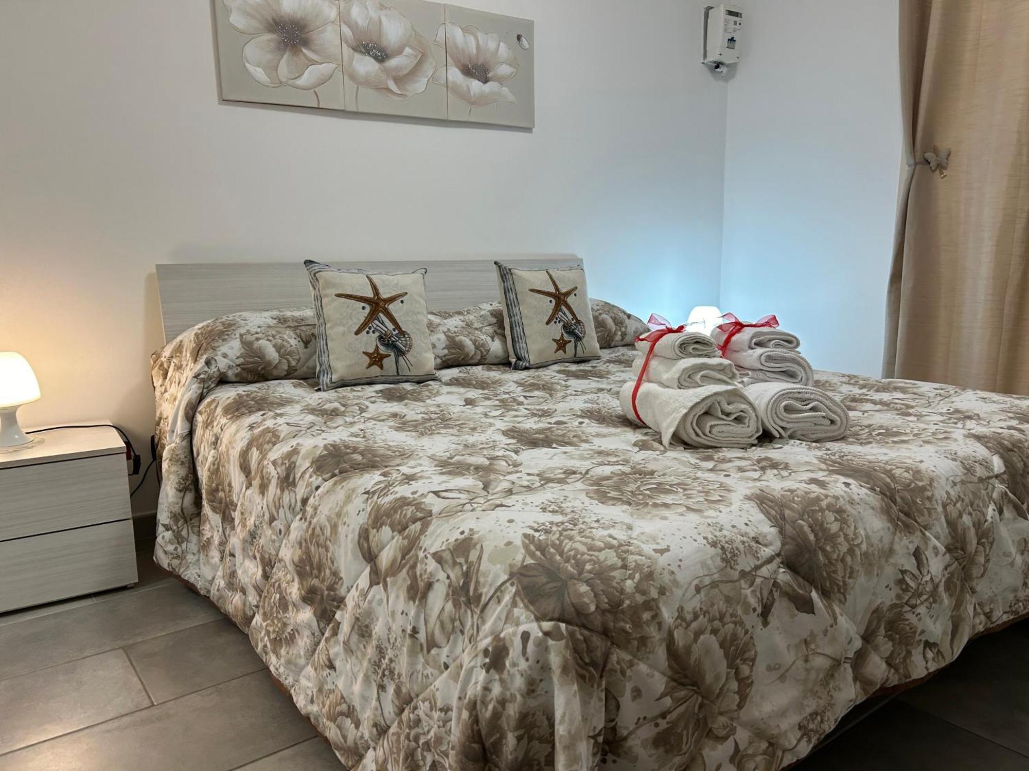 Ciccio'S House Apartment Palermo Exterior photo
